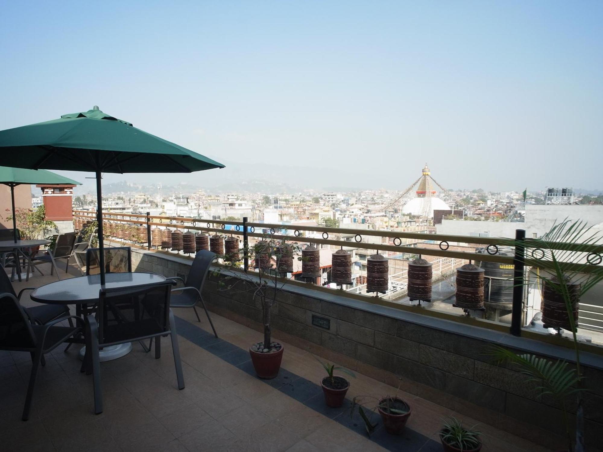 Hotel Tibet International Kathmandu Esterno foto