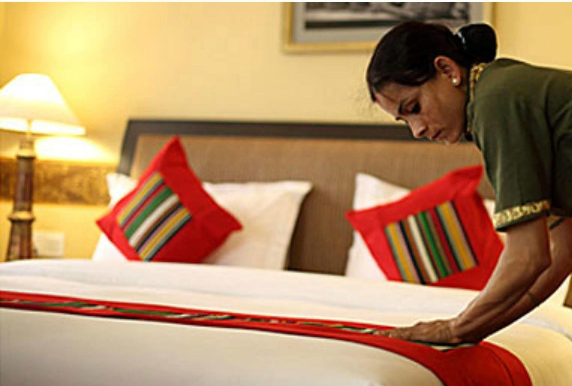 Hotel Tibet International Kathmandu Esterno foto