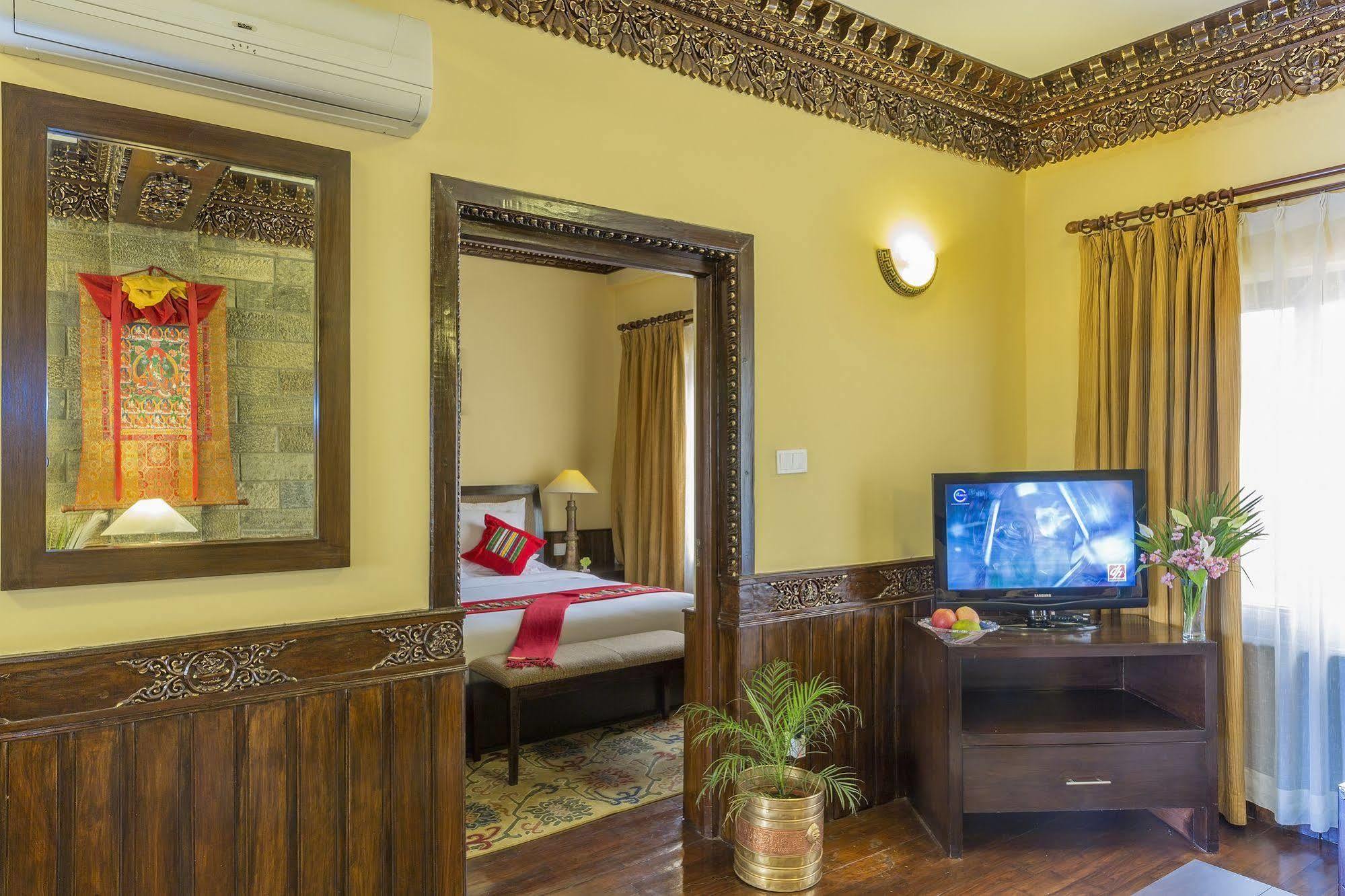 Hotel Tibet International Kathmandu Esterno foto